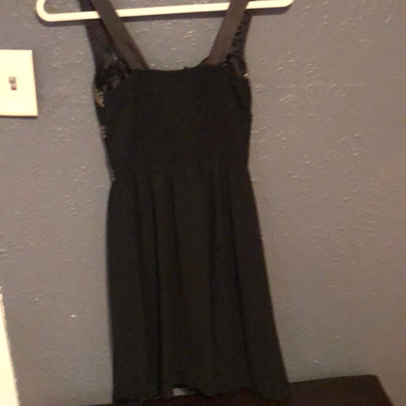 Formal Black midi dress. - Picture 2 of 3